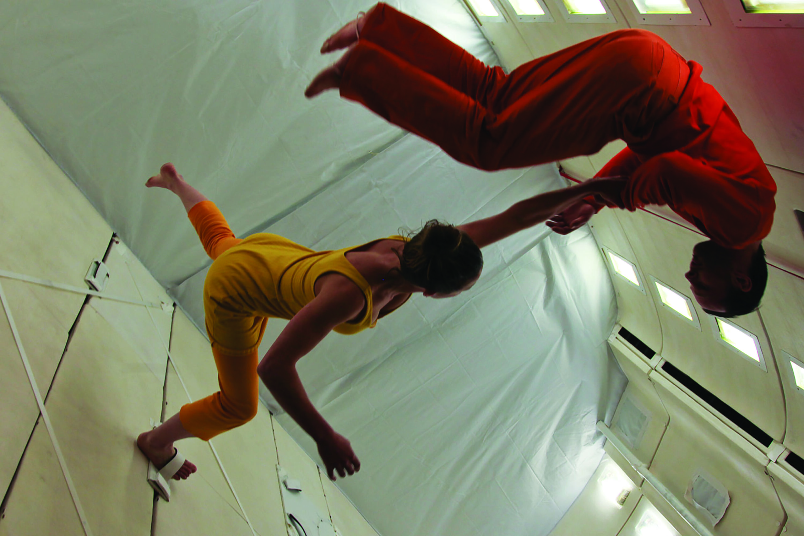 Research and experimentation in weightlessness: Parabolic Flight 2009 with the Space Observatory of CNES (National Centre for Space Studies). Photo: Loïc Parent